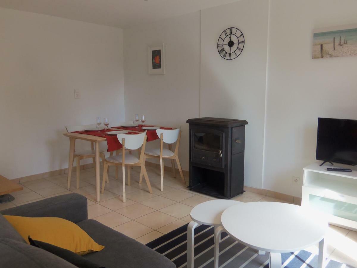 Longere De Kerveguen Argoat Villa Leuhan Luaran gambar